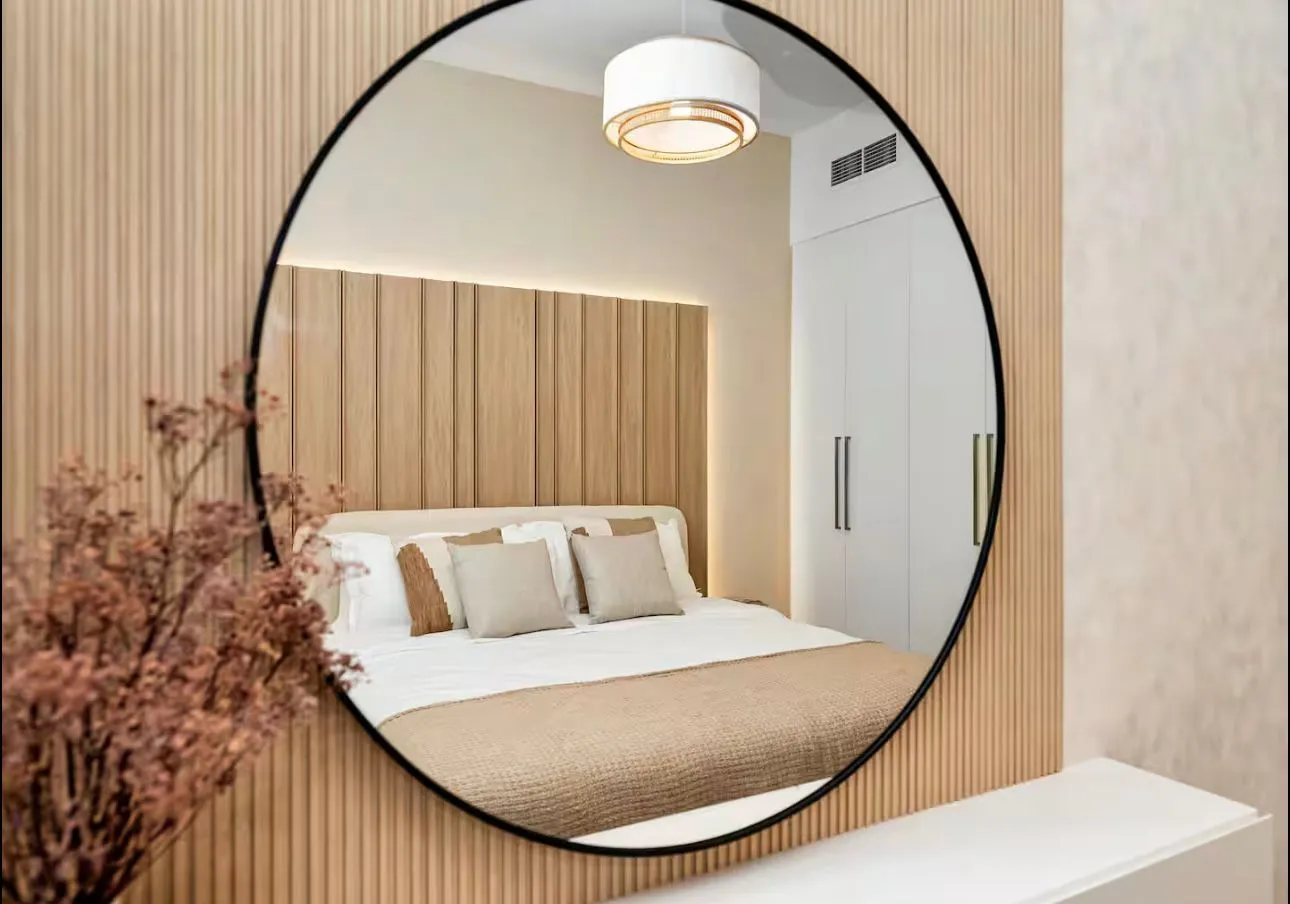 Furnished apartment in Dubai Creek Harbour with skyline view